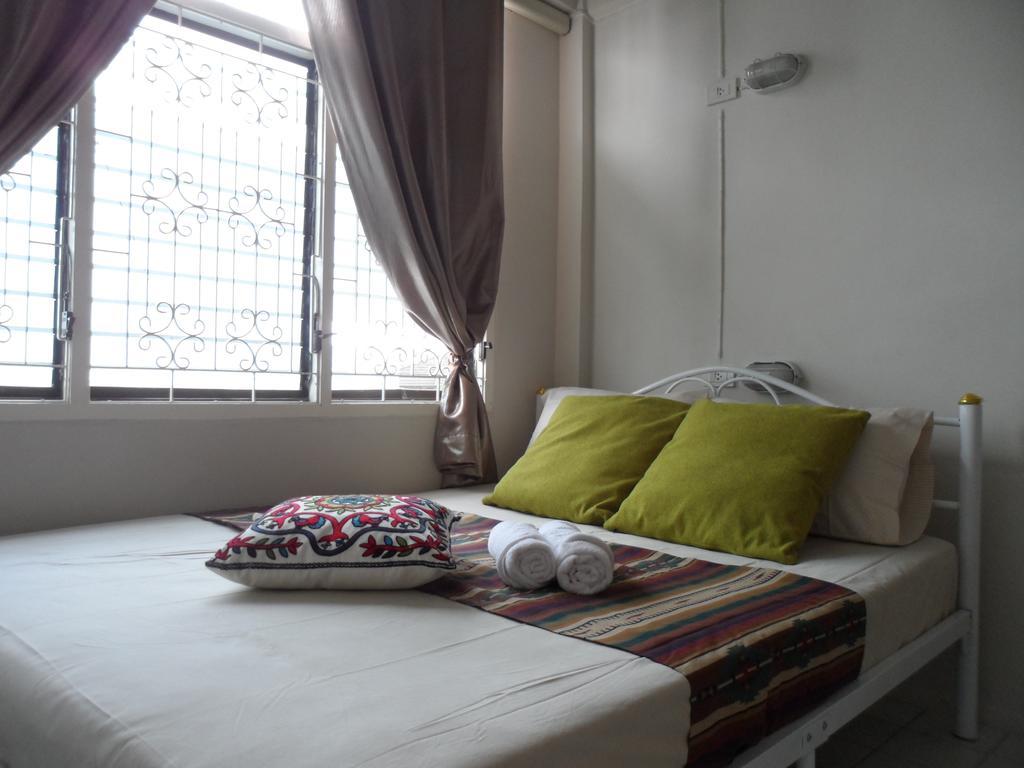Need Sleep Hostel 曼谷 外观 照片